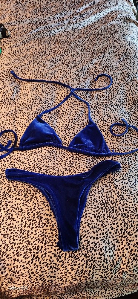 swimsuit