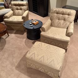 2 chairs and ottoman
