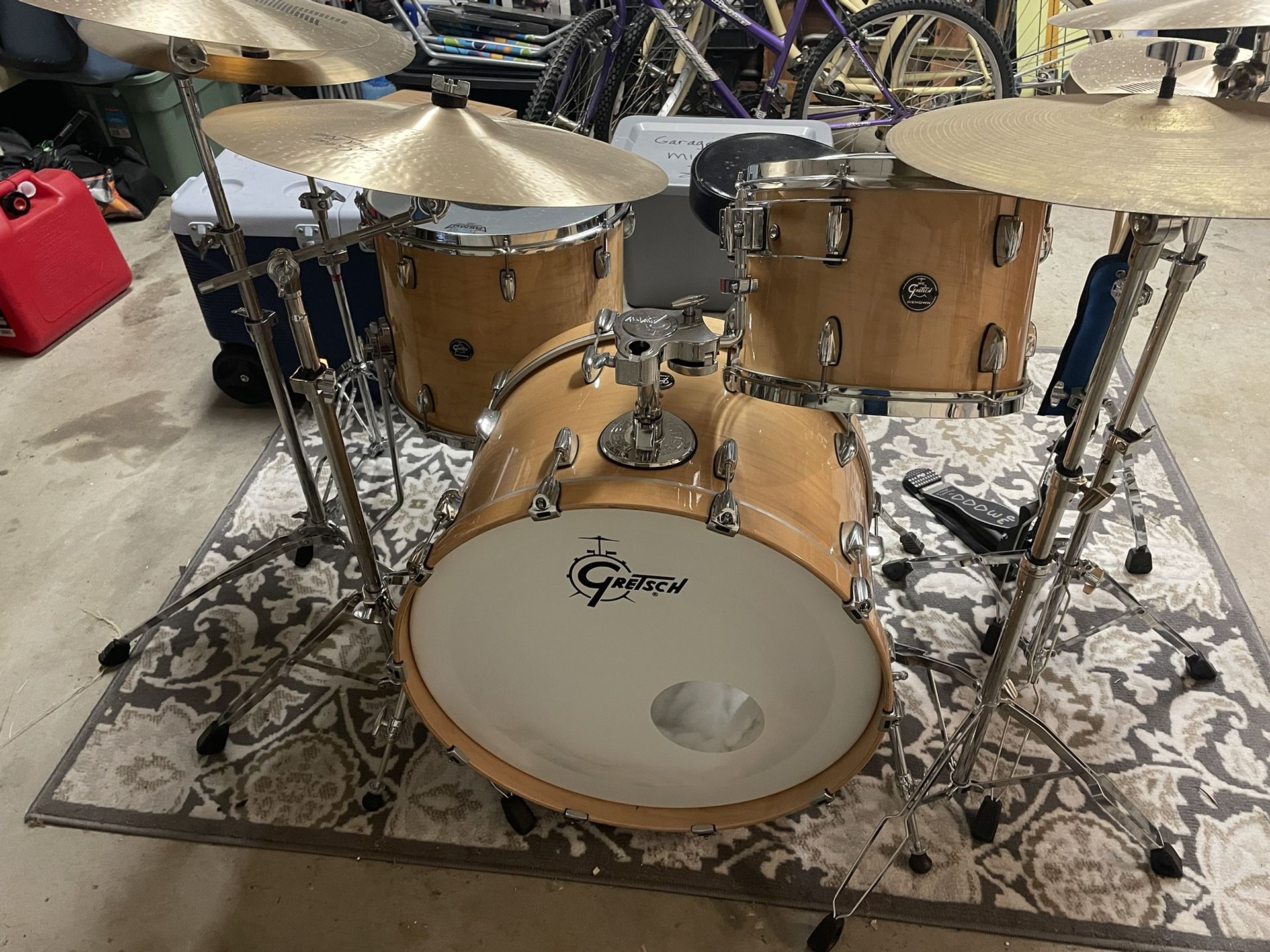 Gretsch Renown 3 Pc Drum Set