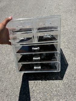 Acrylic Makeup Stands