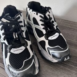 Balenciaga Runners
