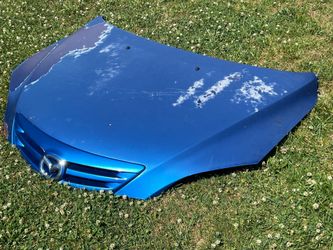 Mazda 3 front hood grill