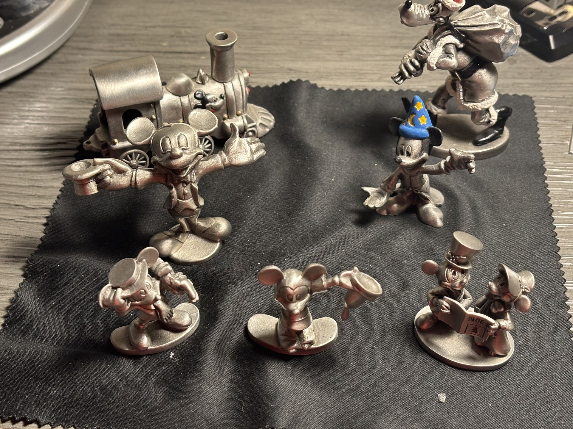 Small Hudson Pewter Disney Figurines