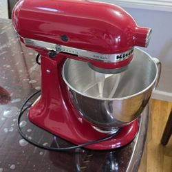 Kitchenaid Artisan 5qt Tilt Head Mixer