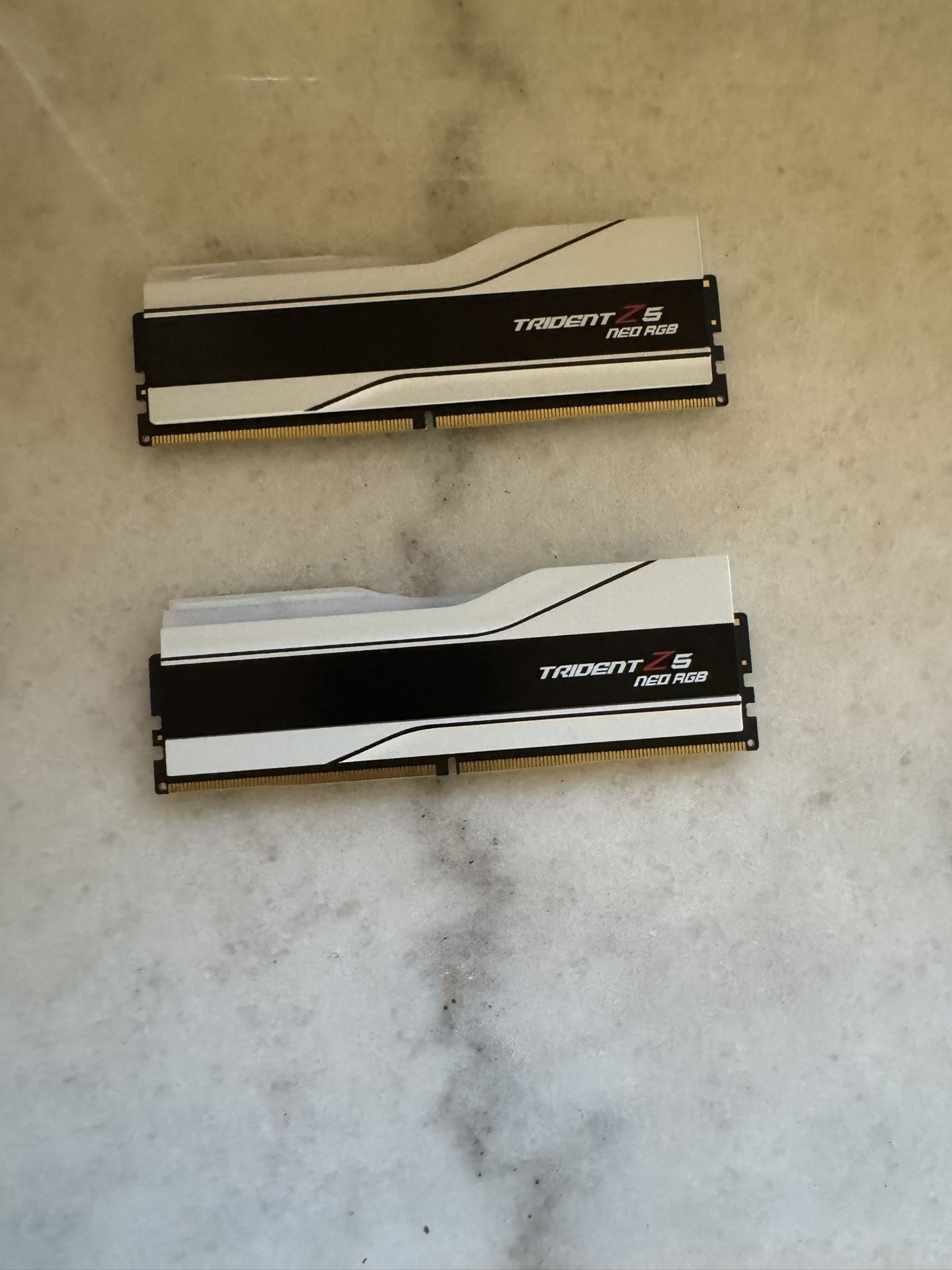 DDR5 Trident Z5 NeoRGB