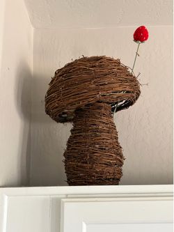 Light-Up Rattan Mushroom Decor