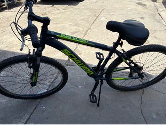 Schwinn mountain bike