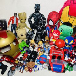 Huge Disney Marvel The Avengers Action Figure Toy Lot