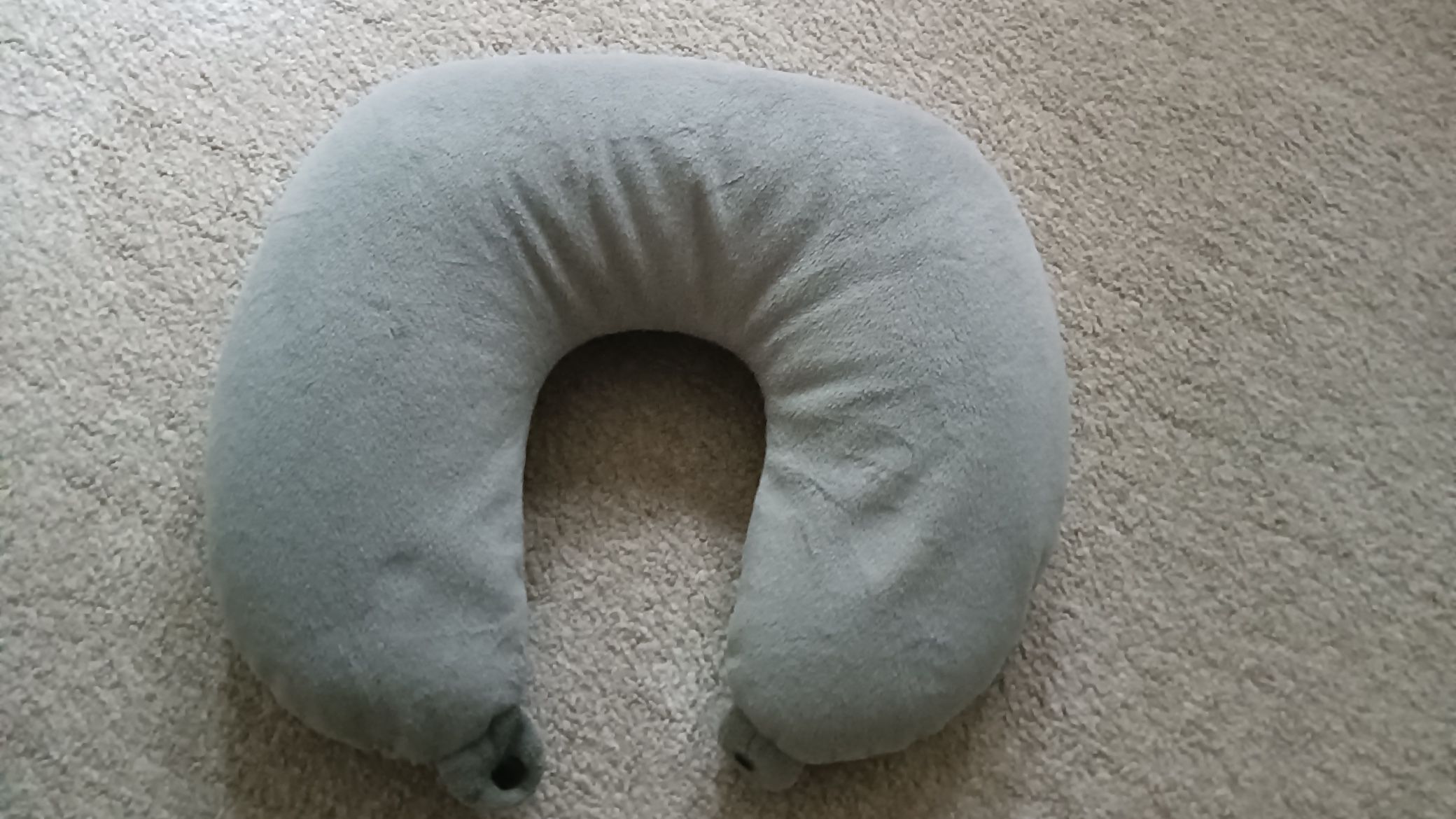 Free Travel Neck Pillow