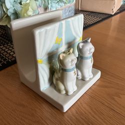 Cat Salt-pepper-napkin Holder