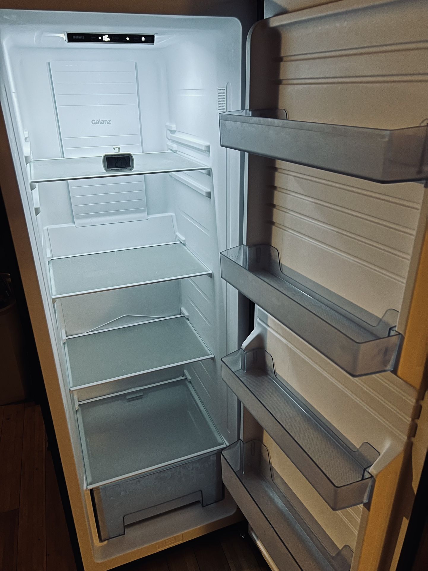 Galanz 11cu Convertible Freezer/Refrigerator