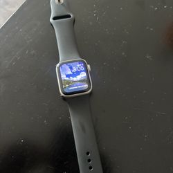 BARELY USED - Apple Watch Series 6+ Charger for Sale – Great Condition