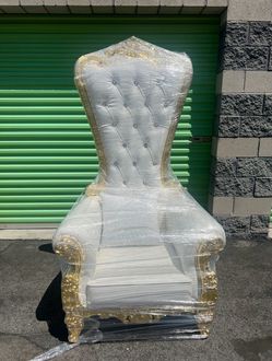 Throne chair