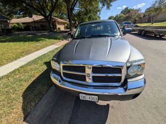 2005 Dodge Lt