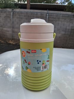 2 QT Drink Cooler Pickup Between 2:00-10:45 Rainbow/charleston Cash Only Read Description 