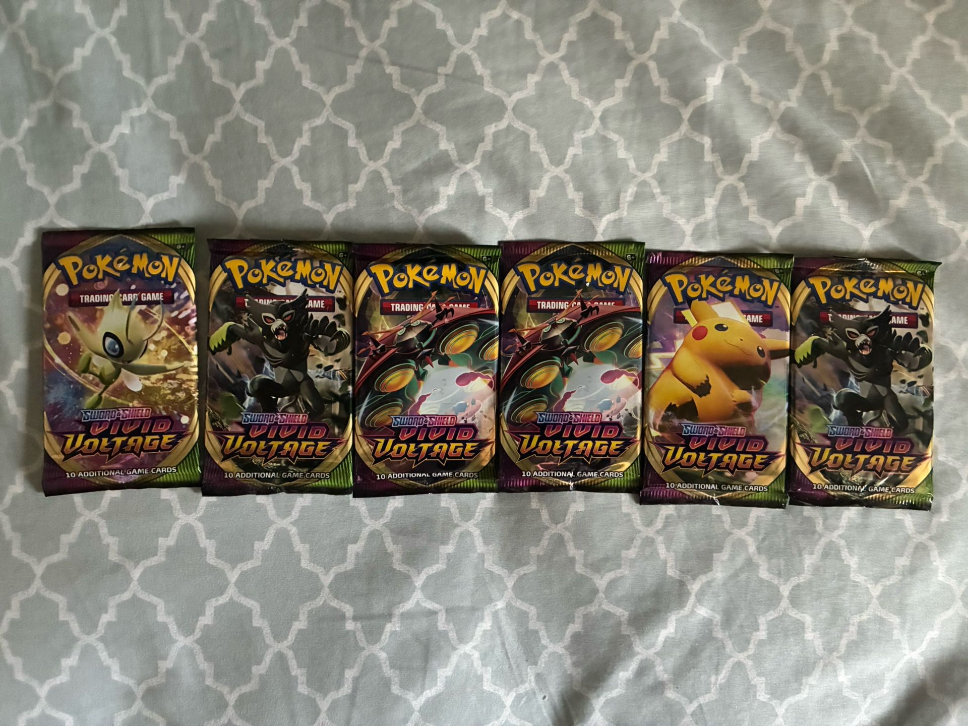 Pokémon Vivid Voltage Packs