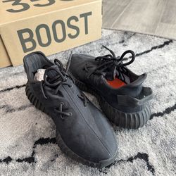 Yeezy Onyx Mono Cinder