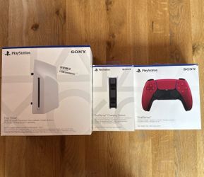 PS5 Slim Disc Drive, DualSense Charging Station & Controller Bundle