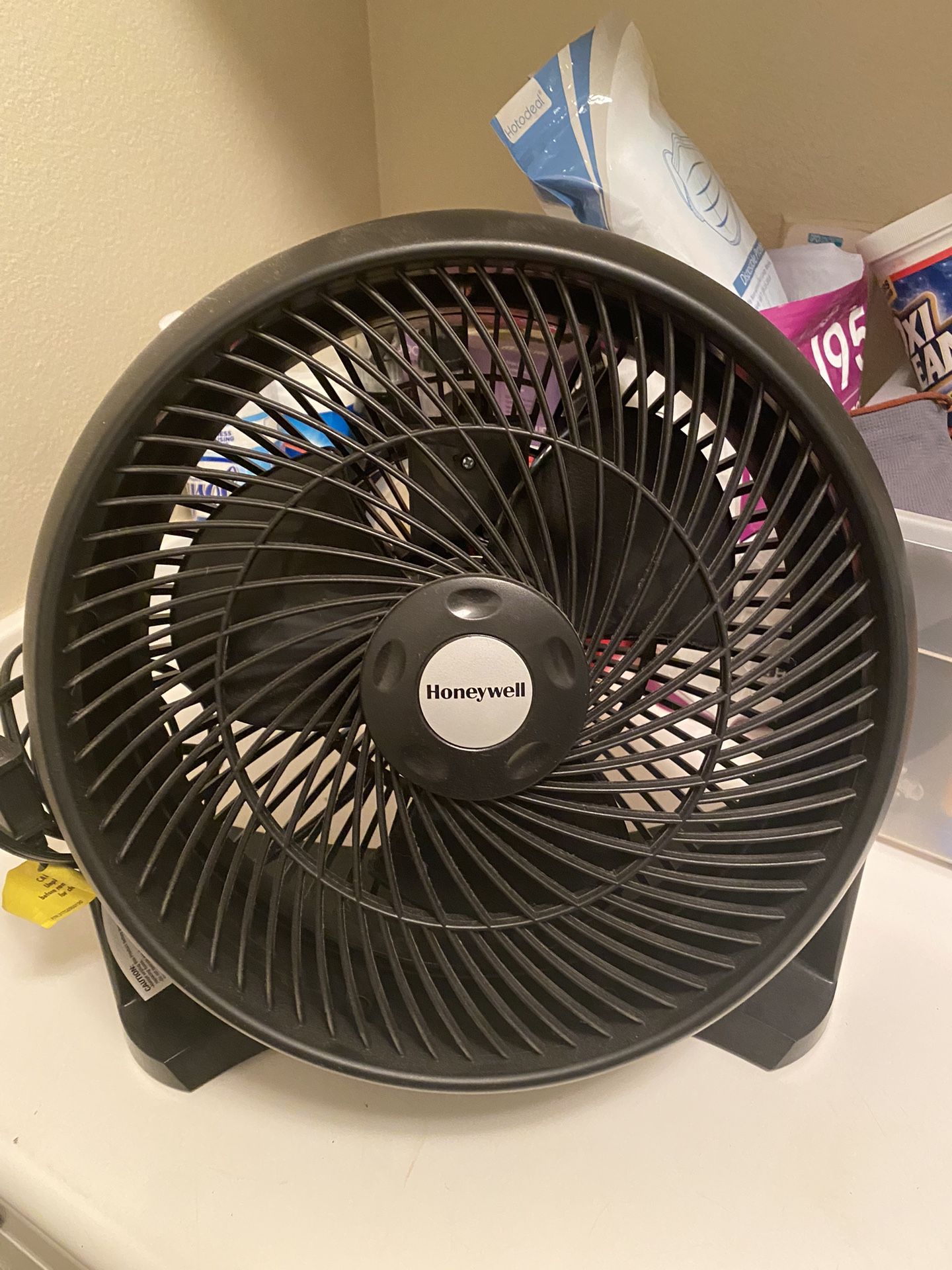 Honey Well Fan (19 inch)