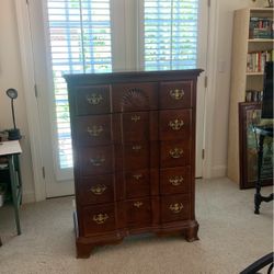 Solid Wood Dresser 5 Drawer