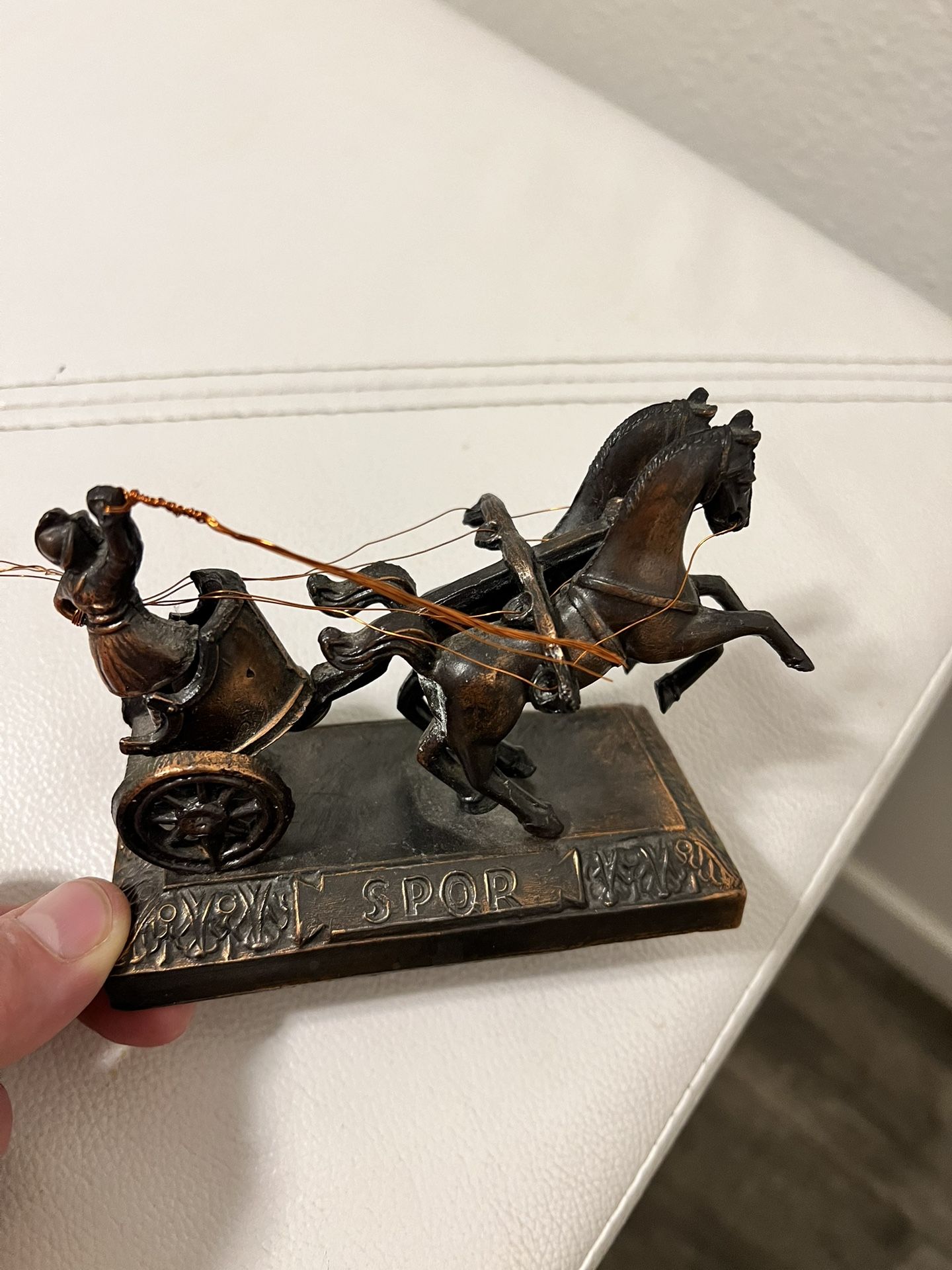 VINTAGE GLADIATOR ROMAN WARRIOR WITH CHARIOT AND HORSES COPPER METAL