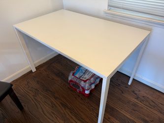 Dining table/ working desk