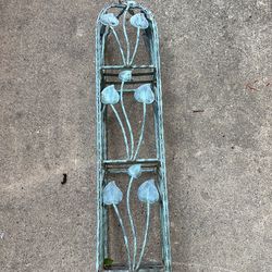 Vertical metal plant stand