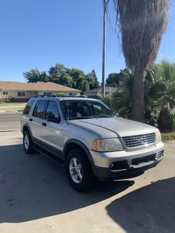 2003 Ford Explorer