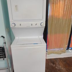 FRIGIDAIRE Stacked Laundry Center 