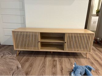 Tv console