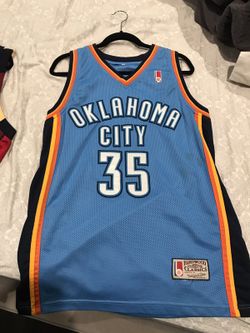 Bootleg?? Kevin Durant thunder jersey. Size L. Worn once