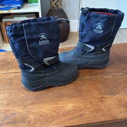 Kamik Snow Boots Kids Size 2, Waterproof