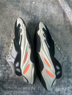 Adidas Yeezy Boost 700 Wave Runner Sneakers