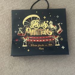 Louis Vuitton Paper bag