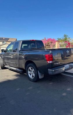 2004 Nissan Titan