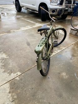 Vintage pre-war bike.