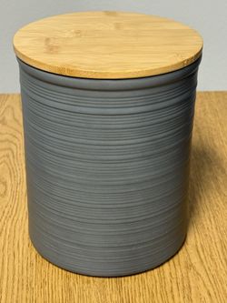Denmark Ceramic Gray Ribbed Canister w/Wooded Sealed Lid 8"x 6.5"