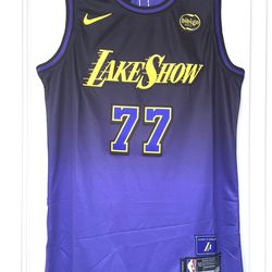 MEDIUM - LAKERS #77 LUKA DONCIC JERSEY