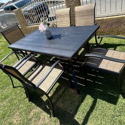 Brand New Patio Outdoor Dining Table Set