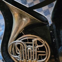 Double French Horn