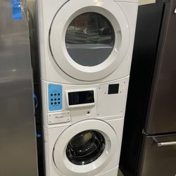 WHIRLPOOL COMERCIAL LAUNDRY CENTER ELECTRIC DRYER 