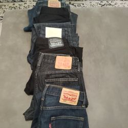 7 PANTALONES LEVI