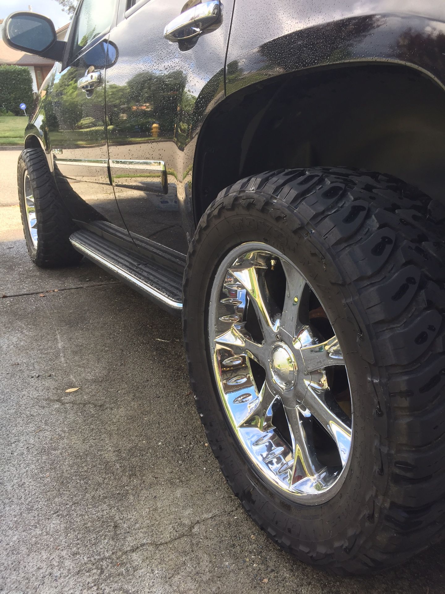 Helo 20’s on toyo 33’s