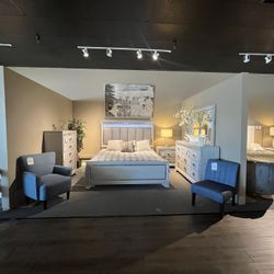 Grey 4PC King Bedroom Set 