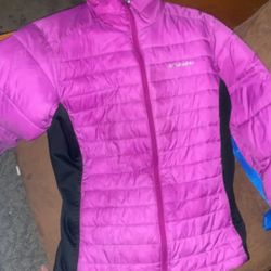 Columbia. Size Large. 