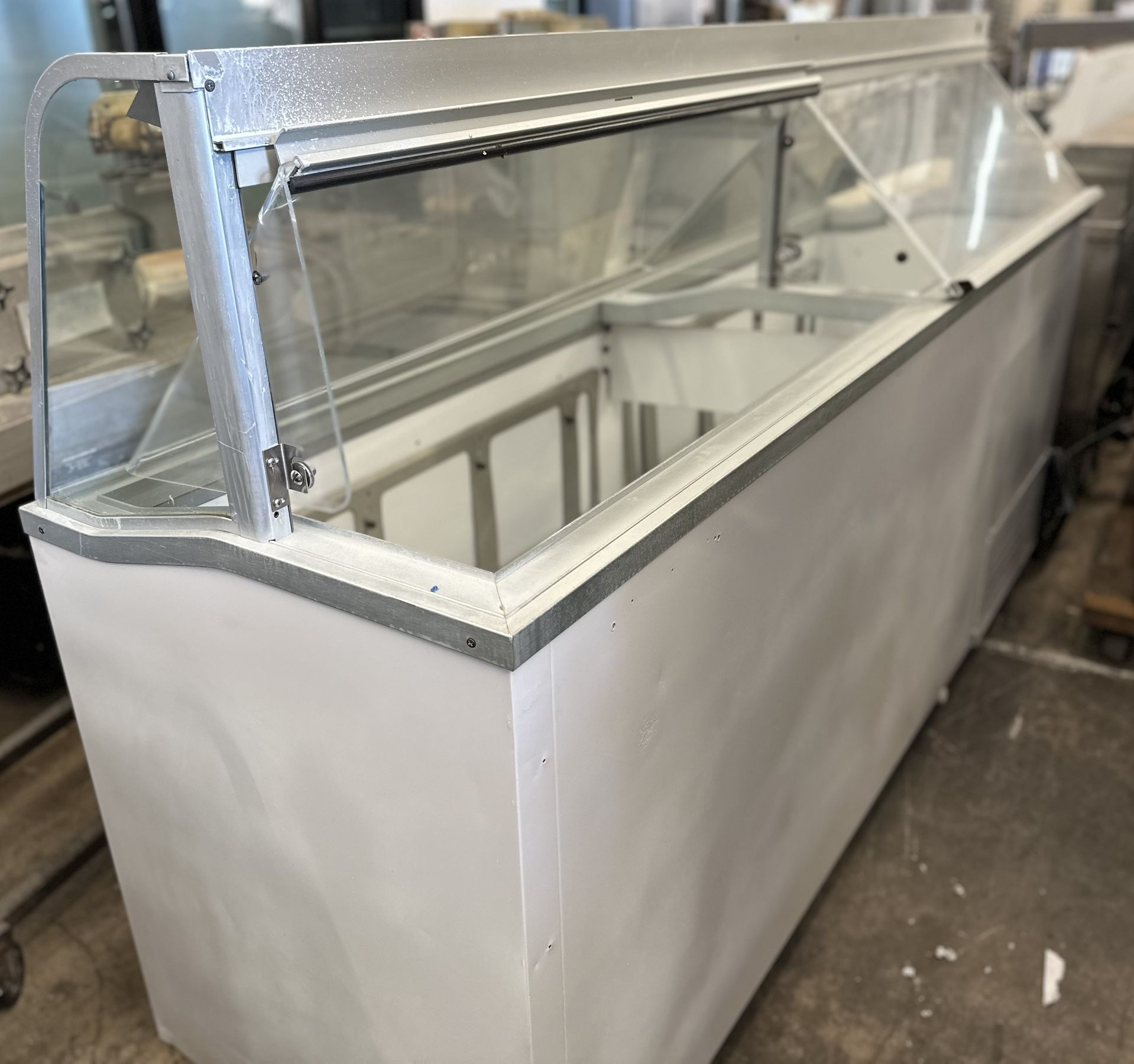 Used Ice Cream Dipping Cabinet