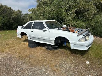 1990 Ford Mustang