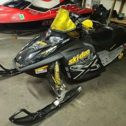 2005 Skidoo 800 2 Stroke