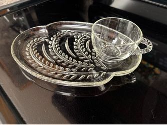 Beautiful Vintage Homestead Wheat Pattern Hospitality Luncheon Tray Set by Federal Glass - 12 Sets