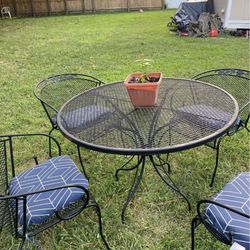 Out Door Table Set 